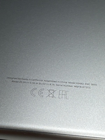 1388769-5 MacBook Pro 14”, 2021