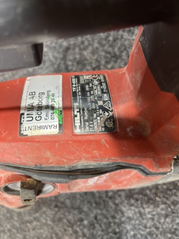 1431691-4 Dammsugare och borrhammare - Hilti