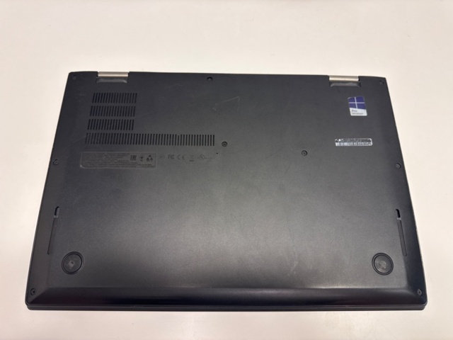 1388773-5 Lenovo ThinkPad X1 Carbon Gen 4 med dockstation