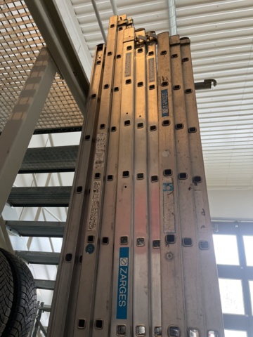 1430095-3 Stegar 4 st