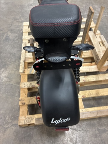 1466572-11 Fatscooter 2000W | Maxhastighet 45 km/tim | Urban Rider