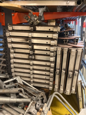 1430102-3 Ställning och fallskyddsräcke m.m - Monzon/Altrad/Roof safety systems