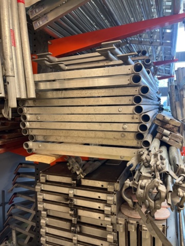 1430102-5 Ställning och fallskyddsräcke m.m - Monzon/Altrad/Roof safety systems