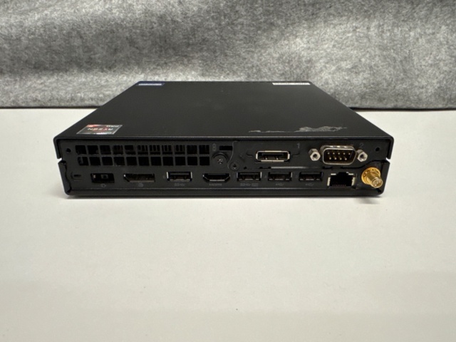 918924-17 Computer package - Lenovo mini-PC, 5 monitors and accessories