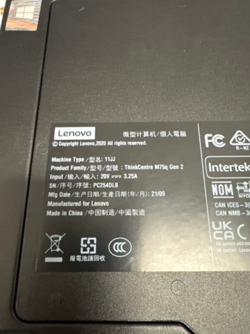 918924-18 Computer package - Lenovo mini-PC, 5 monitors and accessories