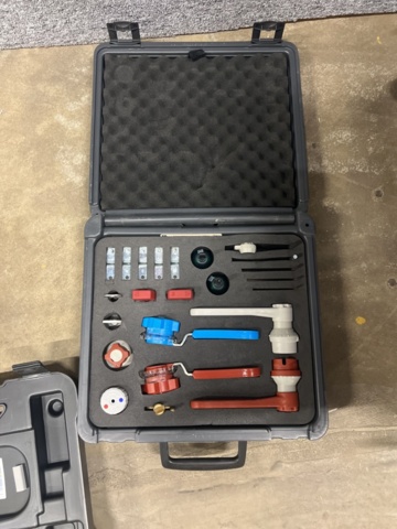 1431697-5 Verktygskista med diverse verktyg och byggtillbehör