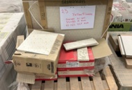 1344048 23. Yellow Flakes: sockel 21lpm, tiles 300x300, tiles 600x600 55kvm