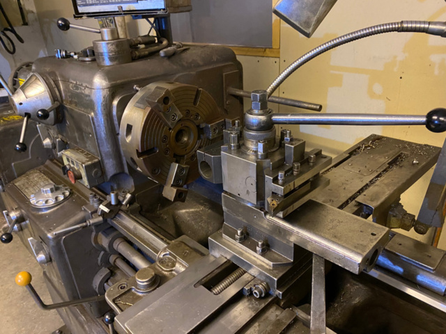 1468582-5 Svarv med tillbehör - Löwener