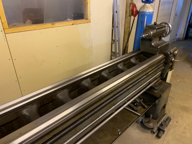 1468582-9 Svarv med tillbehör - Löwener