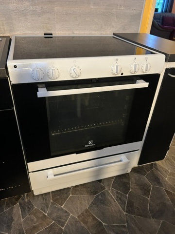 1435593-48 Fastighet ÅSELE RÄVEN 6, villa i centrala Åsele