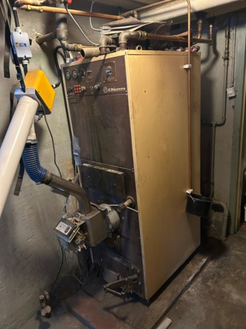 1435593-127 Fastighet ÅSELE RÄVEN 6, villa i centrala Åsele