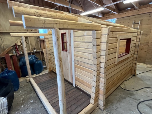 1468584-21 Svensk nytillverkad timmerstuga