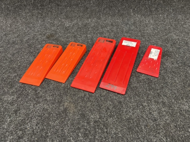 1448024-1 5 st sågkilar