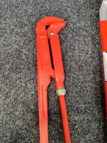 1468644-5 Rännkrokbockare, rörtång och plastkap