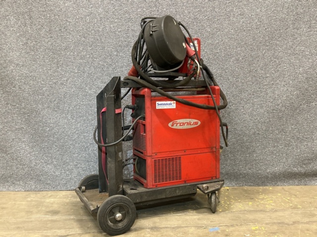 1457429-2 MIG/MAG welding with cooler - Fronius TransPuls Synergic 4000
