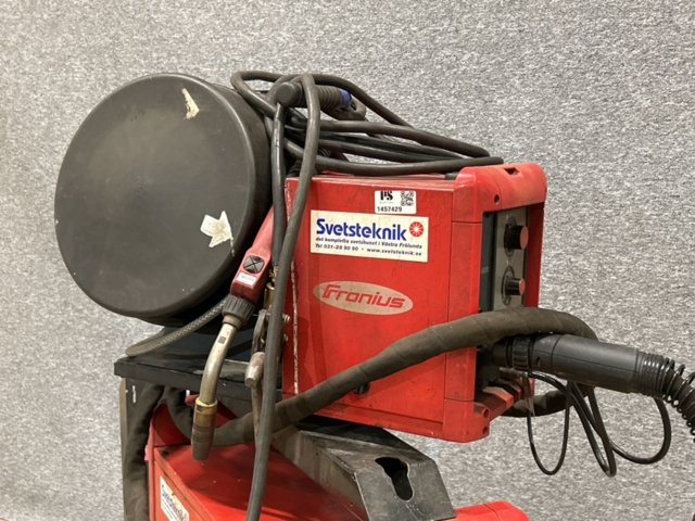 1457429-3 MIG/MAG welding with cooler - Fronius TransPuls Synergic 4000
