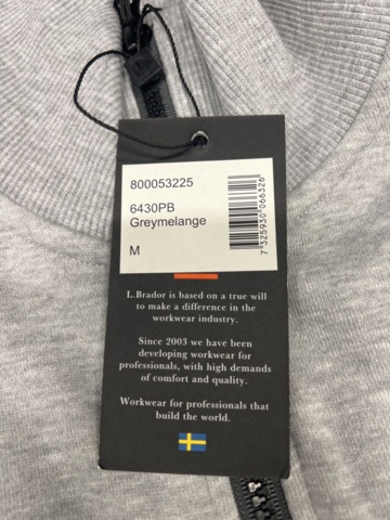 1448062-5 2 st tröjor L.Brador, Strl M