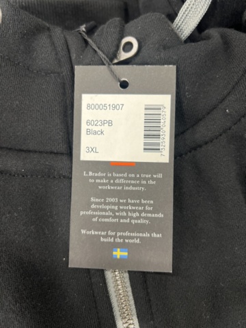 1448064-6 2 st tröjor L.Brador, Strl 3XL