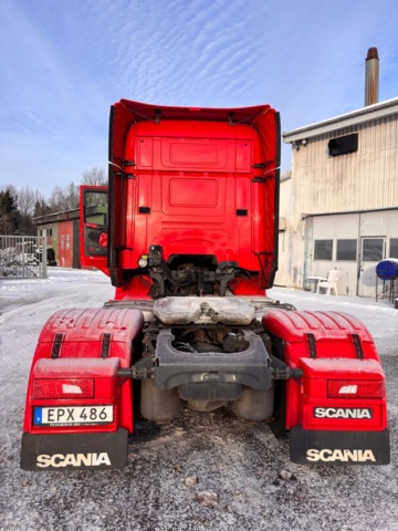 1408005-5 Scania R410 Tractor Truck – Automatic – Euro VI – 2017