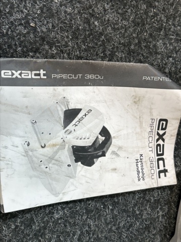 1457432-7 Pipe cutting machine with accessories - Exact PipeCut 220