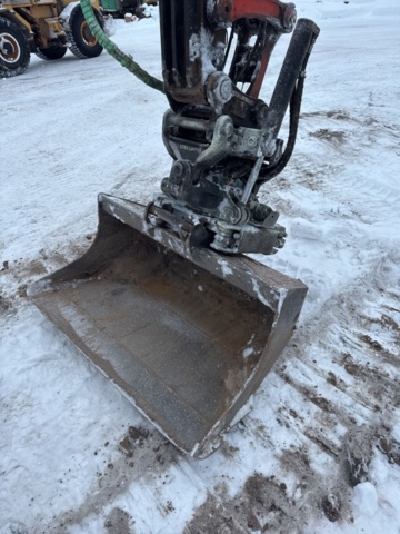 1321343-10 Grävmaskin Kubota KX080-3