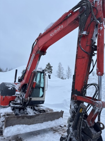 1321343-40 Grävmaskin Kubota KX080-3