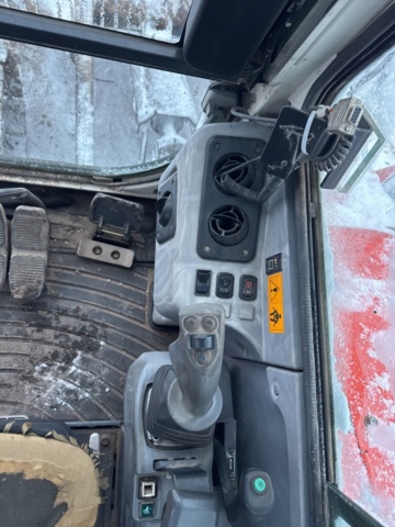 1321343-46 Grävmaskin Kubota KX080-3