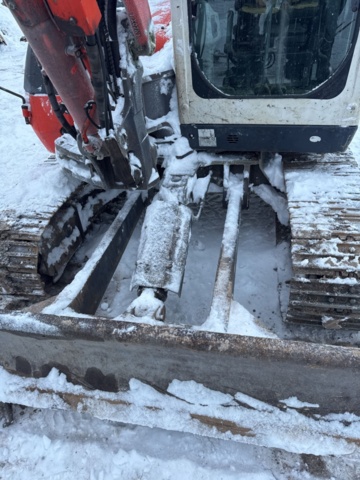 1321343-58 Grävmaskin Kubota KX080-3