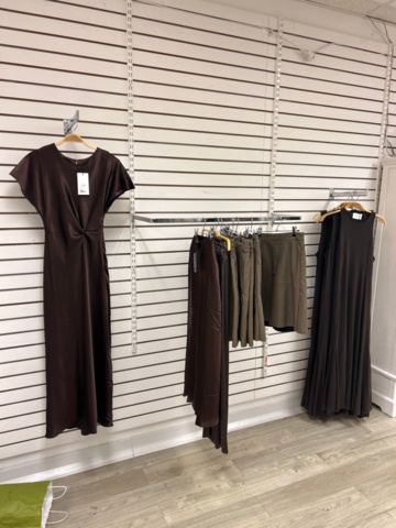 1410853-20 Samtliga kläder i butiken