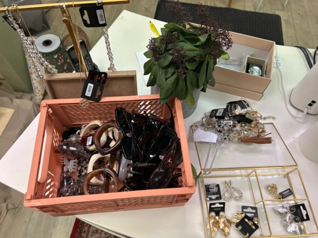 1410853-27 Samtliga kläder i butiken