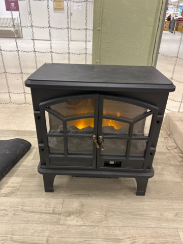 1410855-16 Butiksinredning - Möbler, mattor, kassadisk, m.m.