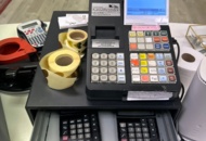 1410856 Kassaregister, skrivare och värmefläktar