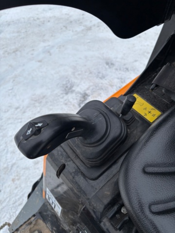 918937-29 Kompaktlastare - Giant G1500 (162h) 2022'