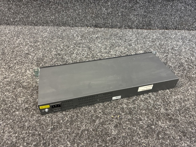 1470511-7 Switch HP 1920-24G