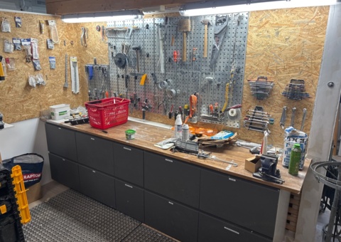 Bild som representerar auktionen - Jerry & Co AB i konkurs