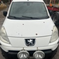 1447262-5 Peugeot Partner 1.6 HDi -2011