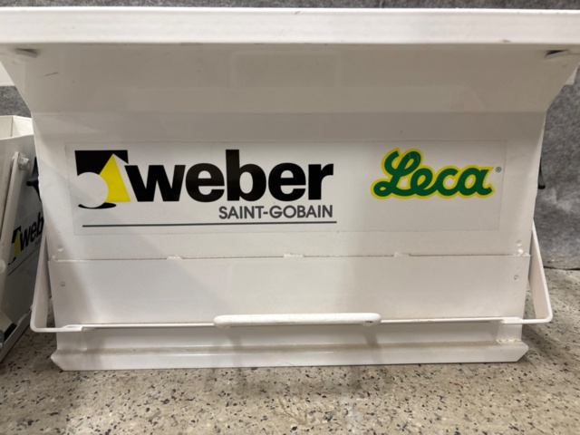 1410863-5 Bruksblandare och murbrukslådor m.m - Niko, Weber m.fl.