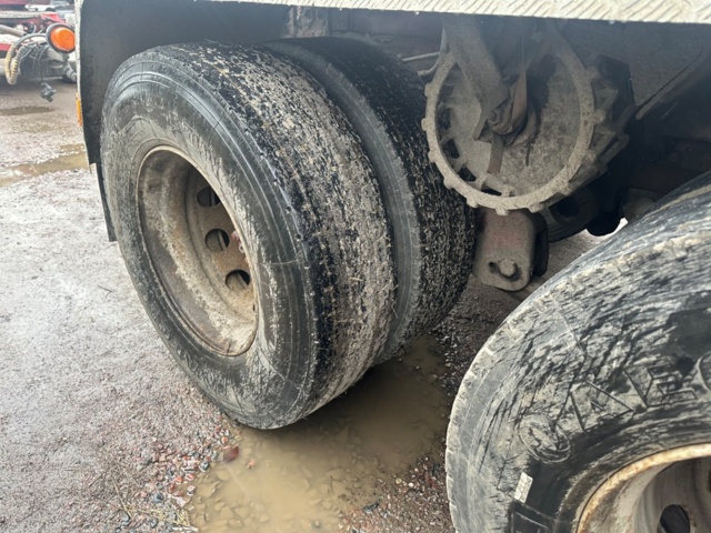 1447264-19 Volvo FH 12.1 6x2 -2000