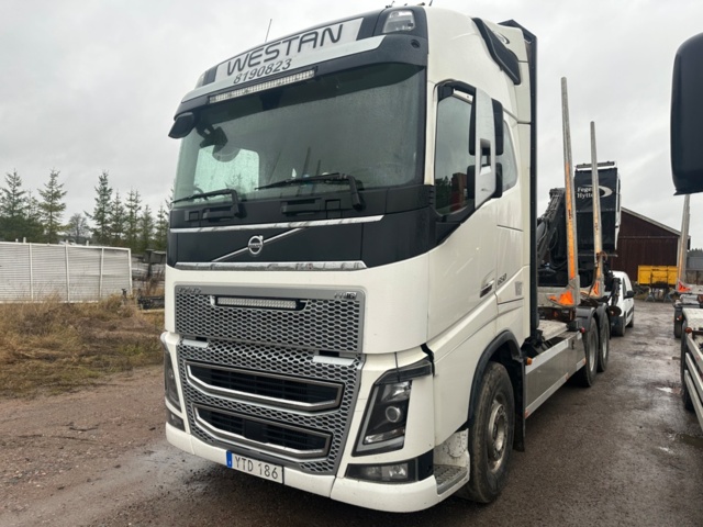 1447265-4 Timber truck Volvo FH 16.1 I-Shift -2018