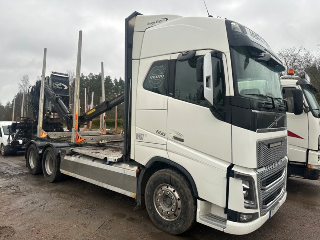 1447265-1 Timber truck Volvo FH 16.1 I-Shift -2018
