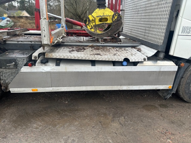1447265-7 Timber truck Volvo FH 16.1 I-Shift -2018