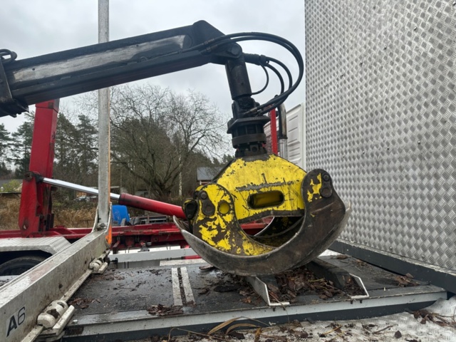 1447265-8 Timber truck Volvo FH 16.1 I-Shift -2018