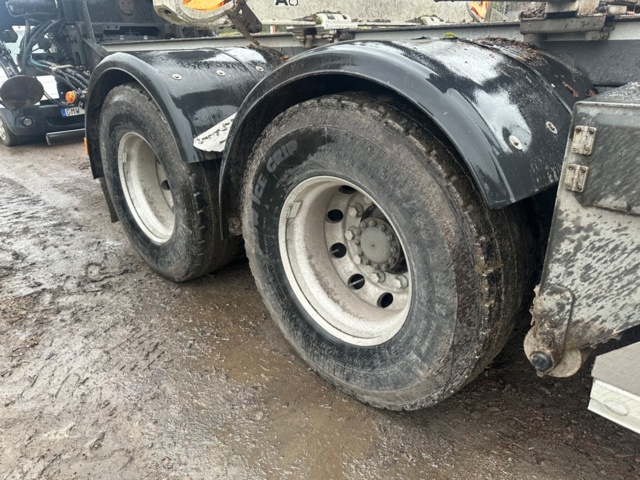 1447265-10 Timber truck Volvo FH 16.1 I-Shift -2018