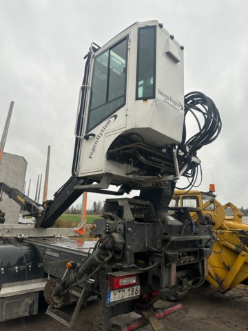 1447265-18 Timber truck Volvo FH 16.1 I-Shift -2018