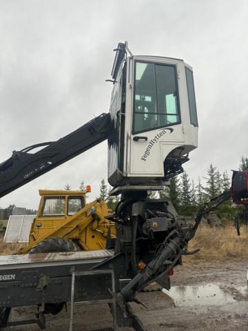 1447265-19 Timber truck Volvo FH 16.1 I-Shift -2018