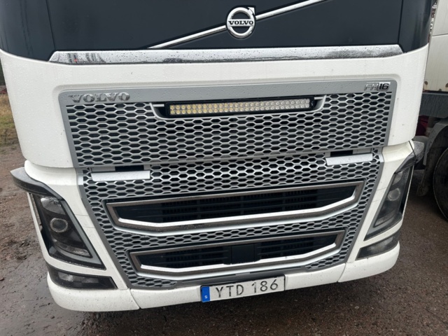 1447265-29 Timber truck Volvo FH 16.1 I-Shift -2018