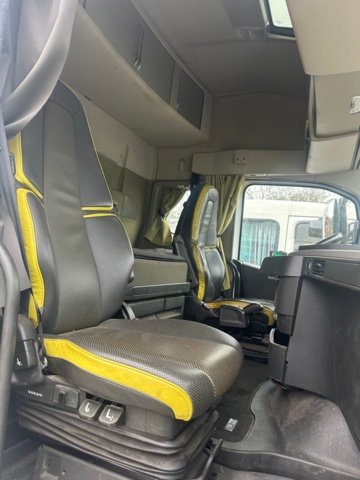 1447265-36 Timber truck Volvo FH 16.1 I-Shift -2018