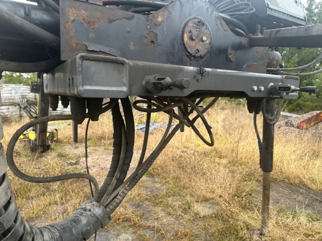 1447266-11 Timber crane with cabin Loglift F108S -2016