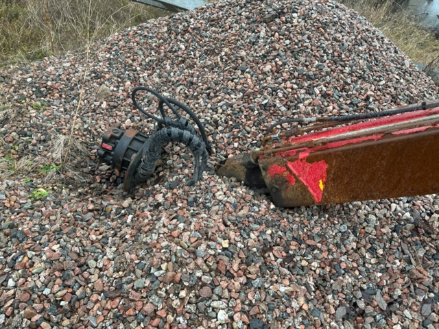 1447267-8 Timber crane with cabin Jonsered 1080 -2007 (Repair object)