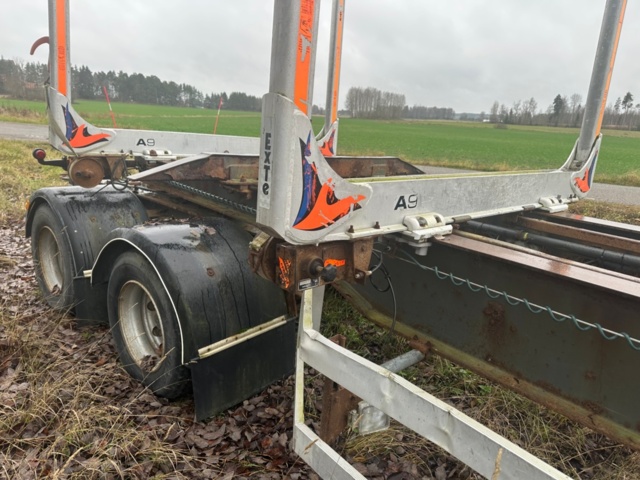 1447271-9 Timber trailer PARATOR SV 18-20 -2009